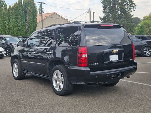 Used 2008 Chevrolet Tahoe LTZ w/ LTZ Preferred Equipment Group image 3