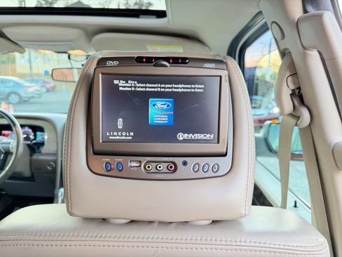 Used 2015 Lincoln Navigator L 4WD image 47