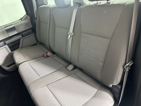 Used 2018 Ford F150 XLT w/ Equipment Group 302A Luxury AWD/4WD image 23