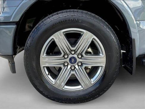 Used 2019 Ford F150 XLT w/ Equipment Group 302A Luxury AWD/4WD image 10