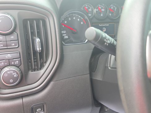 Used 2022 Chevrolet Silverado 1500 Custom Trail Boss w/ Safety Confidence Package AWD/4WD image 11