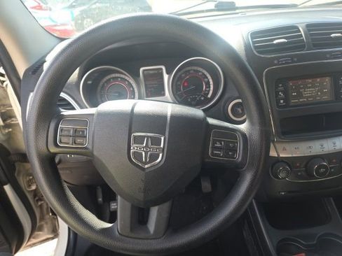 Used 2013 Dodge Journey SXT w/ Flexible Seating Group image 16