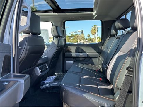 New 2025 Ford F250 Lariat w/ Lariat Ultimate Package image 17