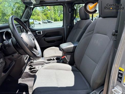 Certified 2021 Jeep Wrangler Unlimited Sport w/ Sun And Sound Package AWD/4WD image 46