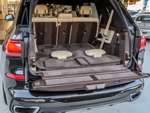 Used 2019 BMW X7 xDrive40i w/ Premium Package image 12