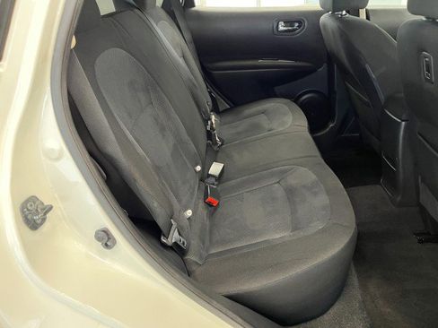 Used 2014 Nissan Rogue S image 29