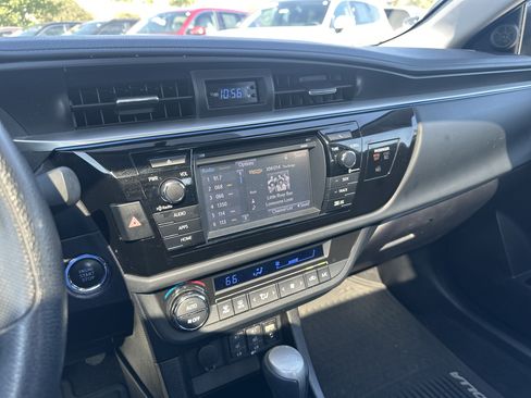 Used 2016 Toyota Corolla LE Premium FWD image 30
