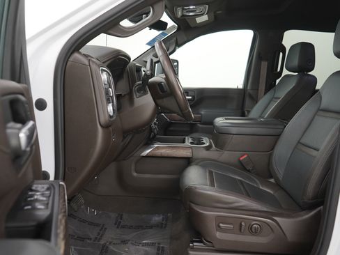 Used 2020 GMC Sierra 2500 Denali w/ Technology Package image 21