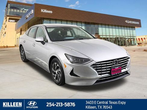 Used 2023 Hyundai Sonata Blue image 1