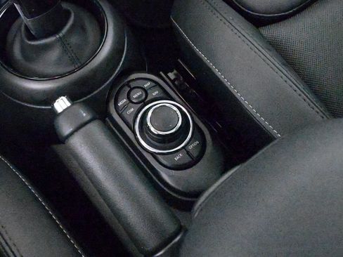 Certified 2022 MINI Cooper S w/ Premium Package image 20