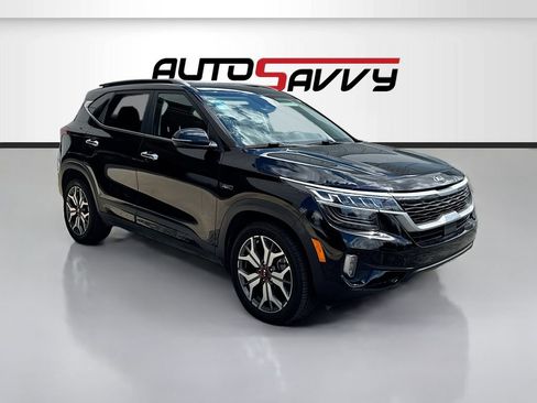 Used 2021 Kia Seltos SX w/ SX Sunroof Package AWD/4WD image 1