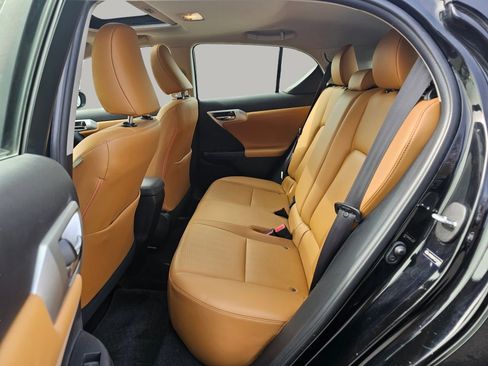 Used 2012 Lexus CT 200h Premium w/ Premium Audio Pkg image 23