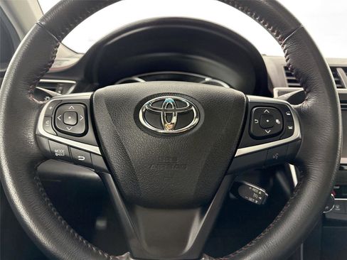 Used 2017 Toyota Camry XSE image 16