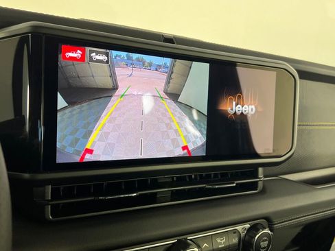 New 2024 Jeep Wrangler Rubicon 392 image 31