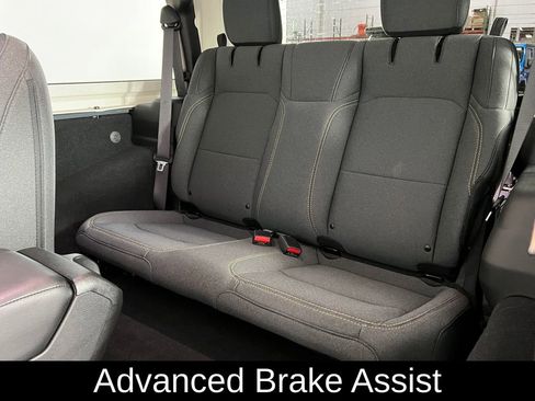 Used 2025 Jeep Wrangler Sport image 8