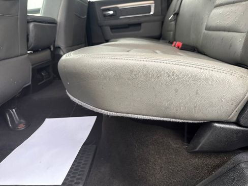 Used 2017 RAM 1500 Classic SLT image 28