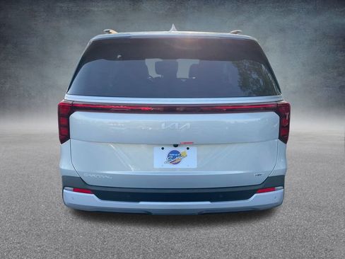 New 2026 Kia Carnival EX image 32