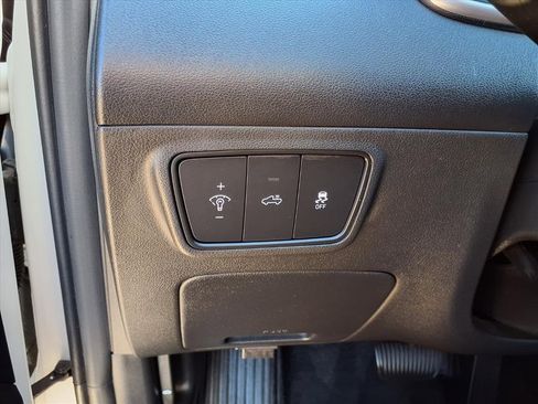 Used 2024 Hyundai Santa Cruz SE image 20