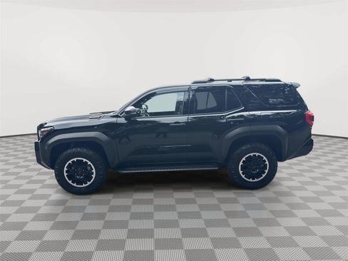 Used 2025 Toyota 4Runner TRD Off-Road AWD/4WD image 9
