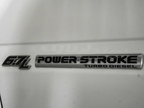 Used 2022 Ford F350 Lariat w/ Lariat Ultimate Package AWD/4WD image 44