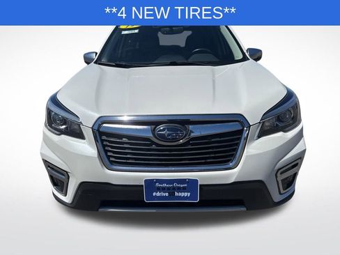 Used 2019 Subaru Forester Touring AWD/4WD image 2