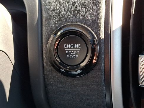 Certified 2025 Ford Expedition Active AWD/4WD image 28