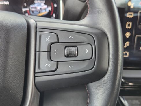 Used 2024 GMC Sierra 2500 AT4X image 21