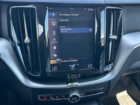 Used 2019 Volvo XC60 T5 Momentum FWD image 27