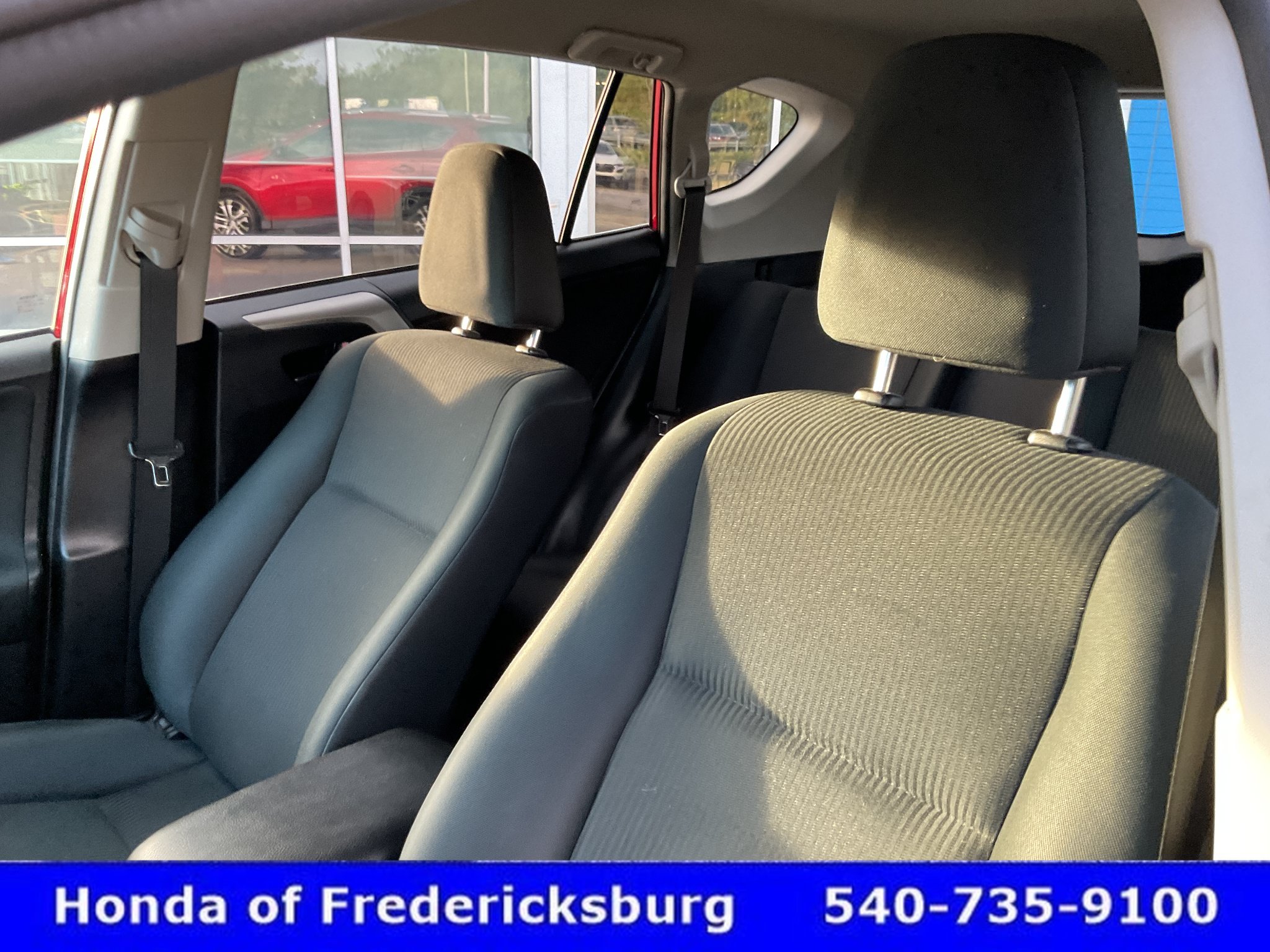 Used 2017 Toyota RAV4 LE AWD/4WD image 30