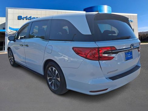 Used 2023 Honda Odyssey EX-L image 4