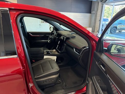 Used 2024 GMC Acadia Denali w/ LPO, Floor Liner Package image 12