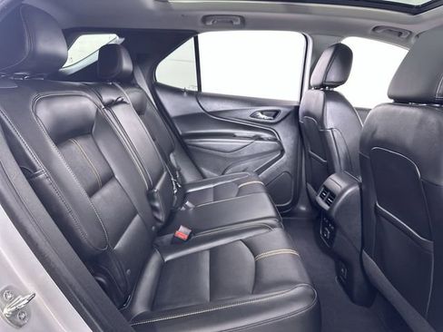 Used 2022 Chevrolet Equinox Premier AWD/4WD image 28