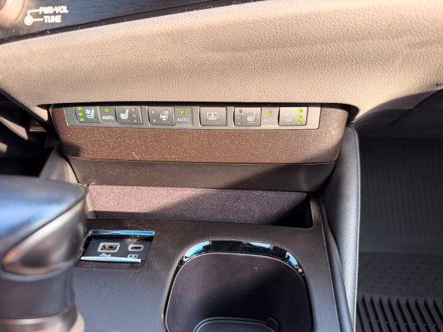 Certified 2023 Lexus ES 300h w/ Accessory Package (Z1) FWD image 21