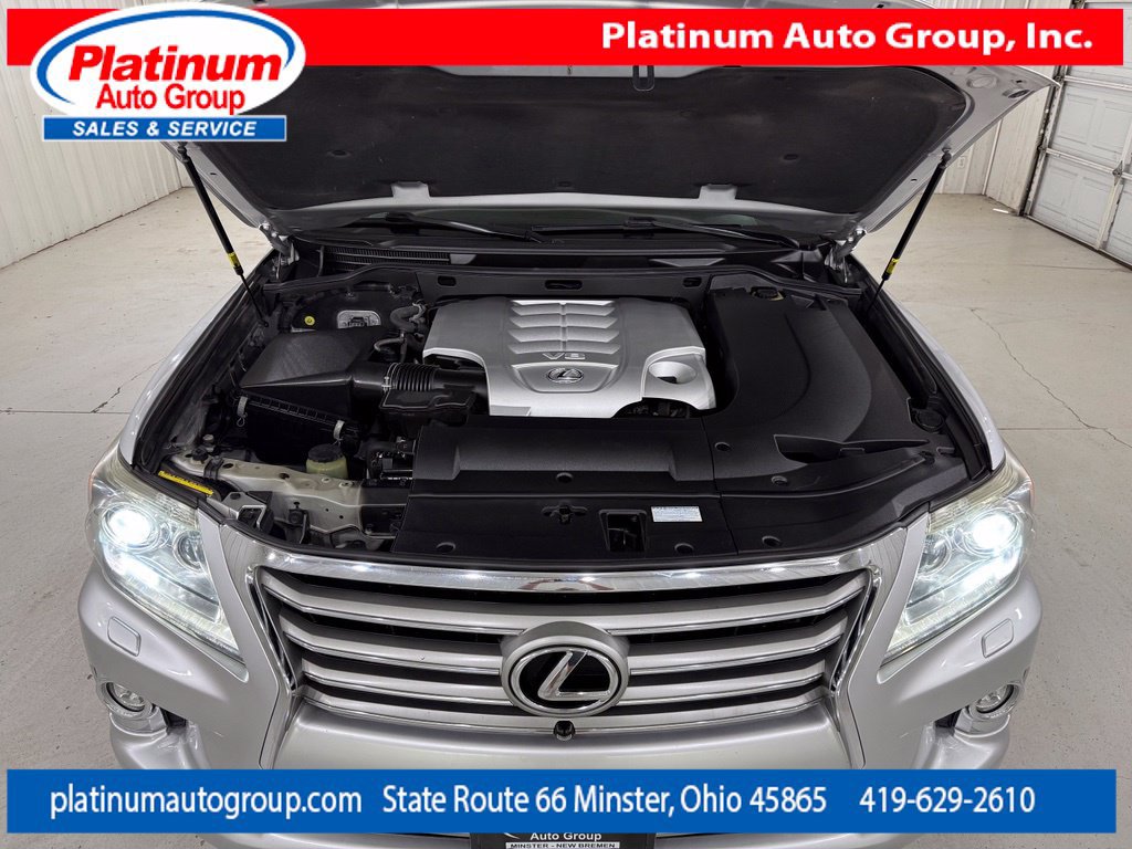Used 2014 Lexus LX 570 4WD w/ Luxury Package image 22