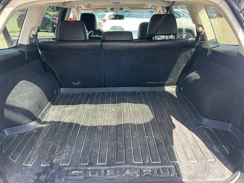 Used 2012 Subaru Outback 3.6R Limited AWD/4WD image 16