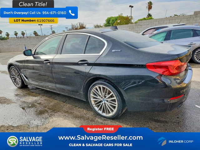 Used 2019 BMW 530e w/ Convenience Package RWD image 3