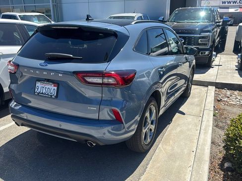 Used 2023 Ford Escape ST-Line w/ Equipment Group 301A FWD image 2