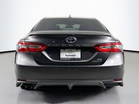 Used 2020 Toyota Camry SE image 7