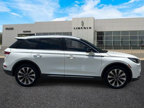 Certified 2020 Lincoln Corsair Reserve w/ Beyond Blue Interior Package FWD image 2