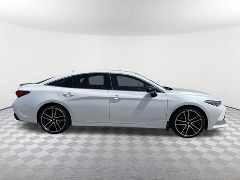 Used 2019 Toyota Avalon Touring FWD image 20