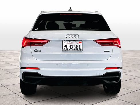 Used 2025 Audi Q3 2.0T Premium w/ Convenience Package image 7