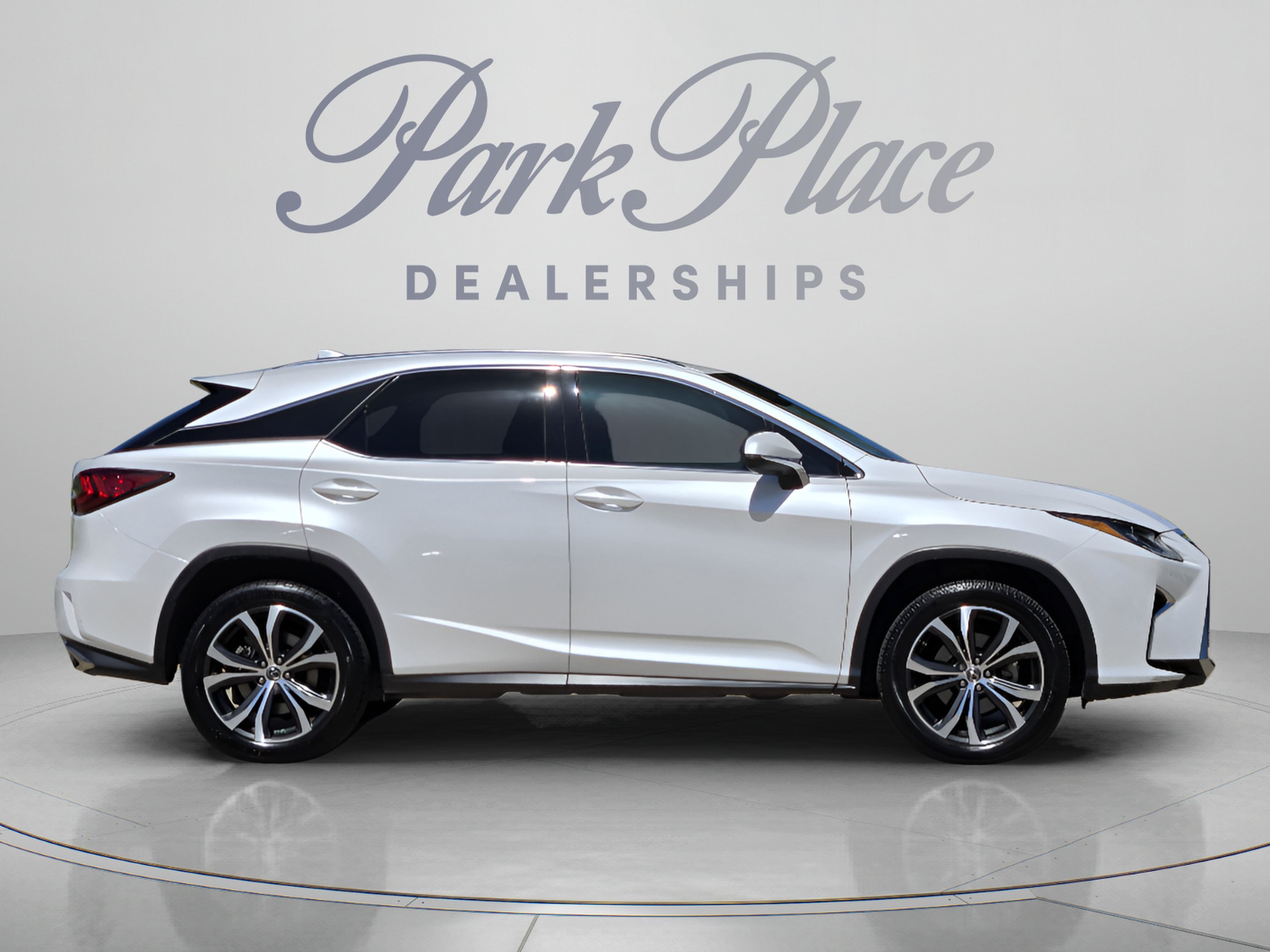 Used 2018 Lexus RX 350 FWD w/ Premium Package image 6