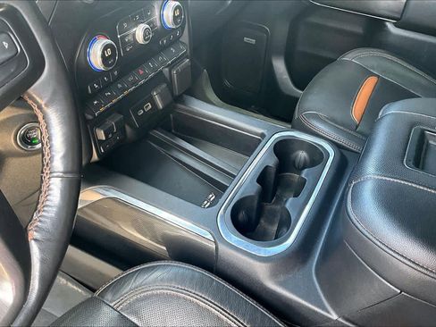 Used 2019 GMC Sierra 1500 AT4 w/ AT4 Carbonpro Edition AWD/4WD image 14