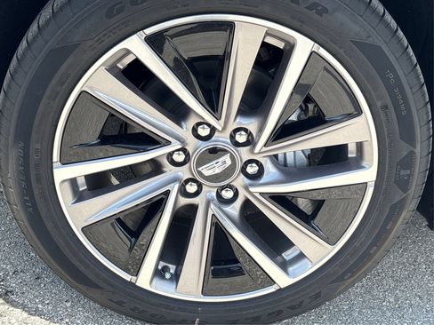 New 2027 Cadillac Vistiq Sport AWD/4WD image 13