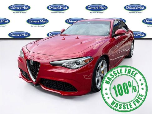 Used 2019 Alfa Romeo Giulia Ti Sport w/ Quick Order Package 22U Sport RWD image 3