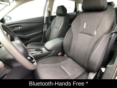 Used 2025 Honda Accord SE image 11