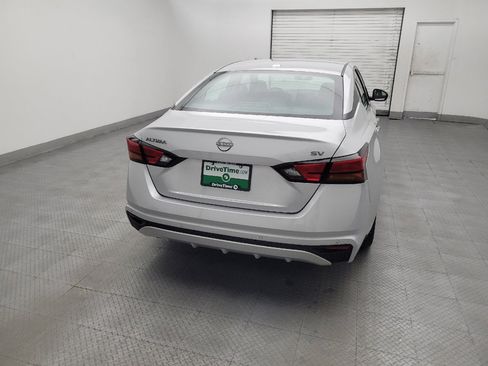 Used 2024 Nissan Altima 2.5 SV FWD image 7