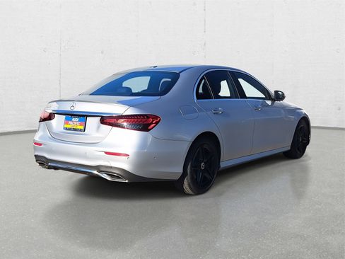Used 2022 Mercedes-Benz E 350 Sedan w/ AMG Line Exterior image 5