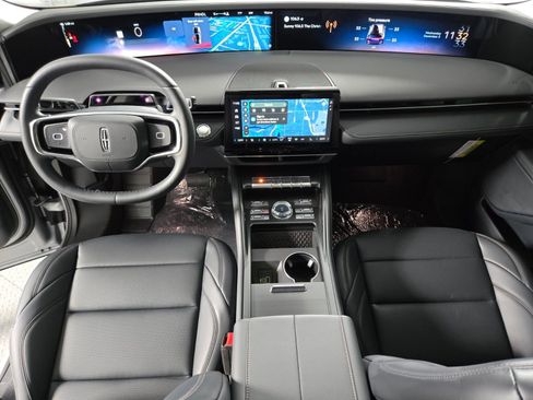 New 2026 Lincoln Nautilus Premier image 14