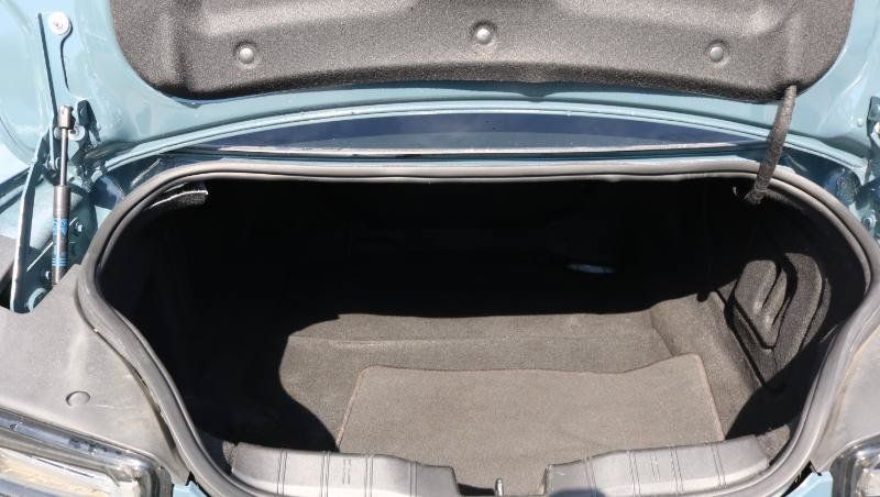 Used 2019 Chevrolet Camaro SS RWD image 19